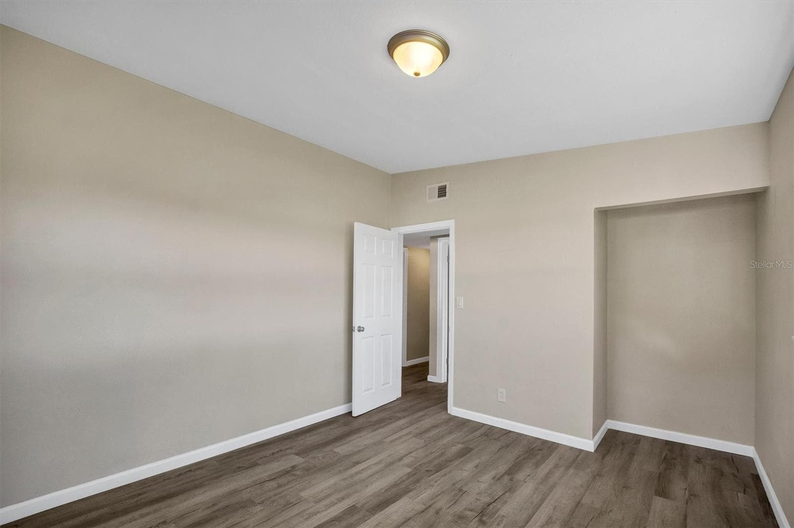 Single Family Residence at 2028 CRYSTAL CT S, LAKELAND, photo 22 of 37