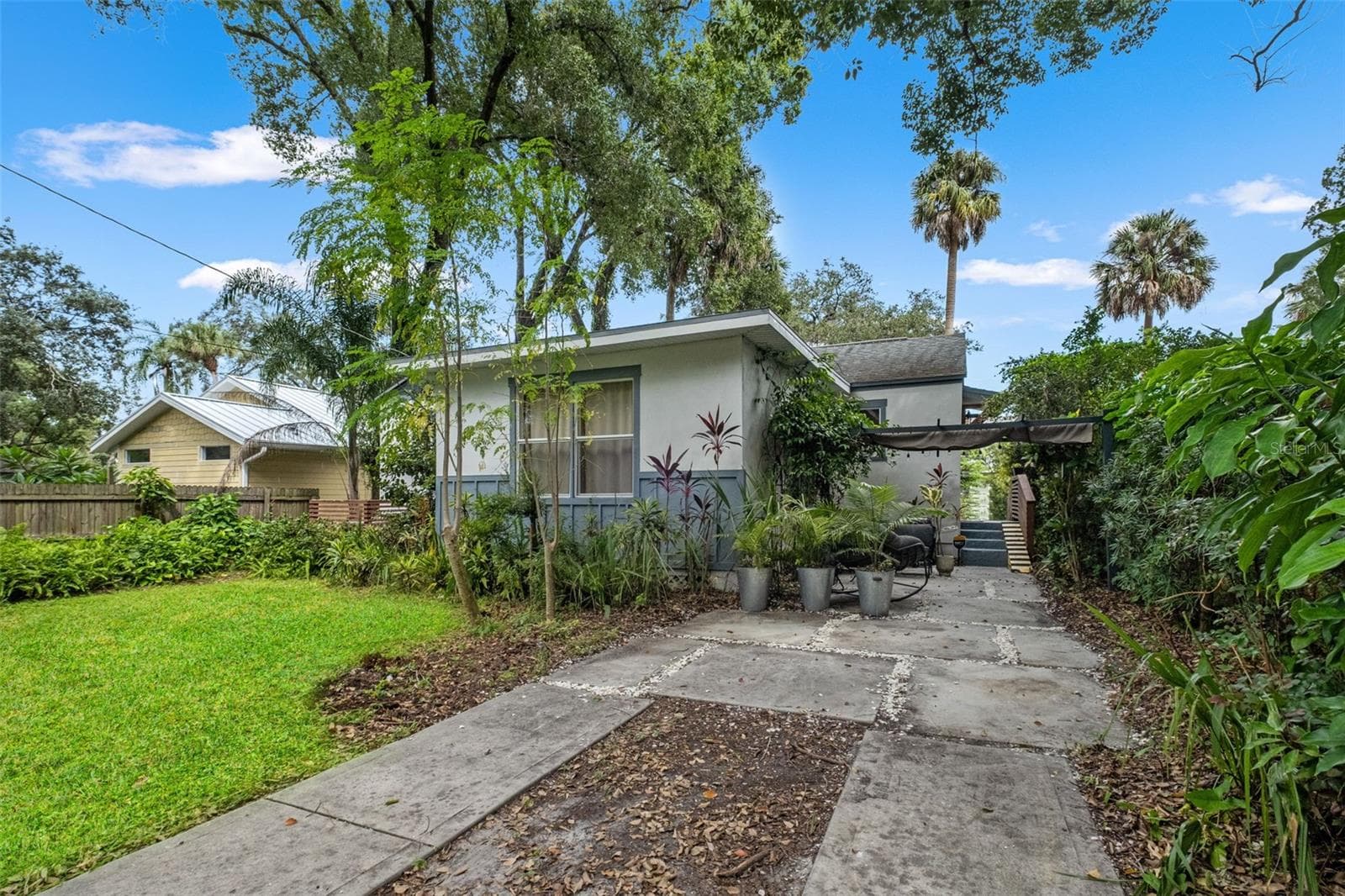Single Family Residence at 803 E HOLLYWOOD ST, TAMPA, photo 34 of 50