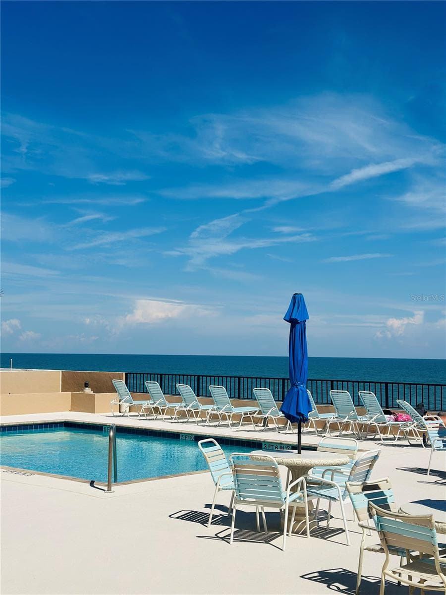 Pool view and ocean - 3023 S ATLANTIC AVE #1106, DAYTONA BEACH SHORES
