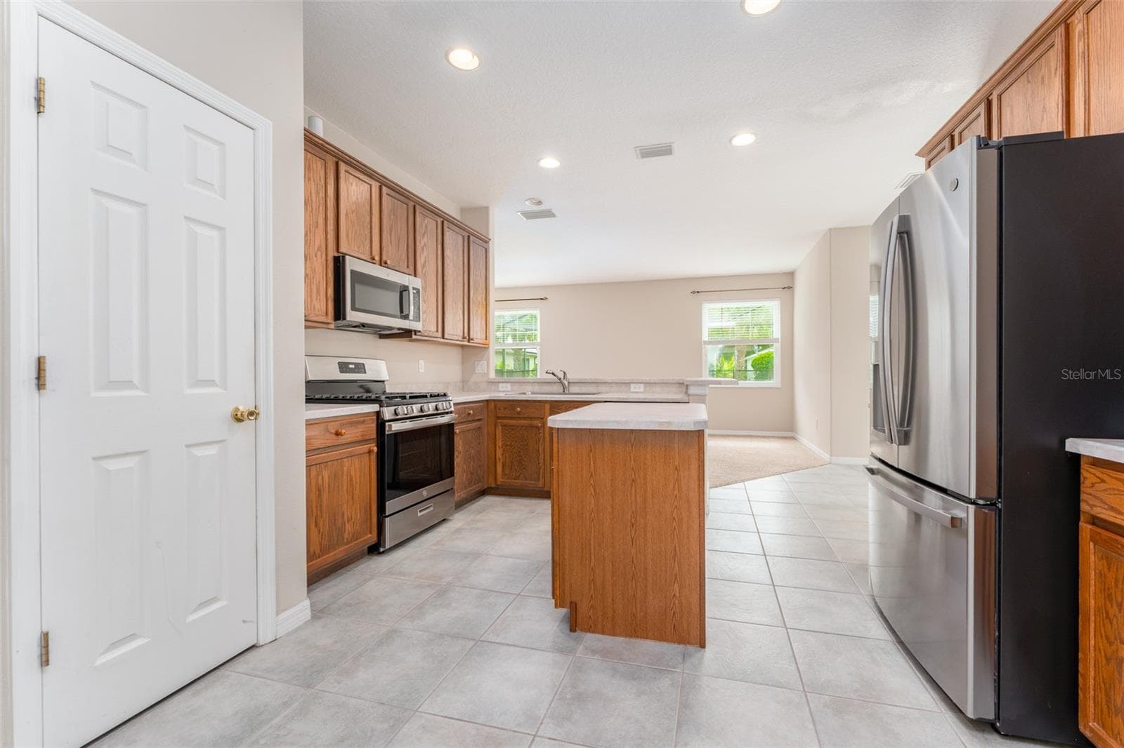 Kitchen - 6302 BRIDGEVISTA DR, LITHIA