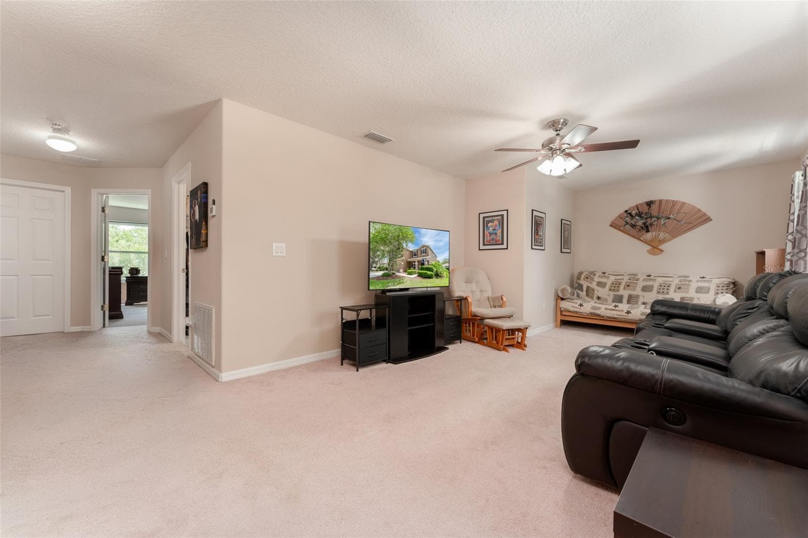 Huge loft - 6302 BRIDGEVISTA DR, LITHIA