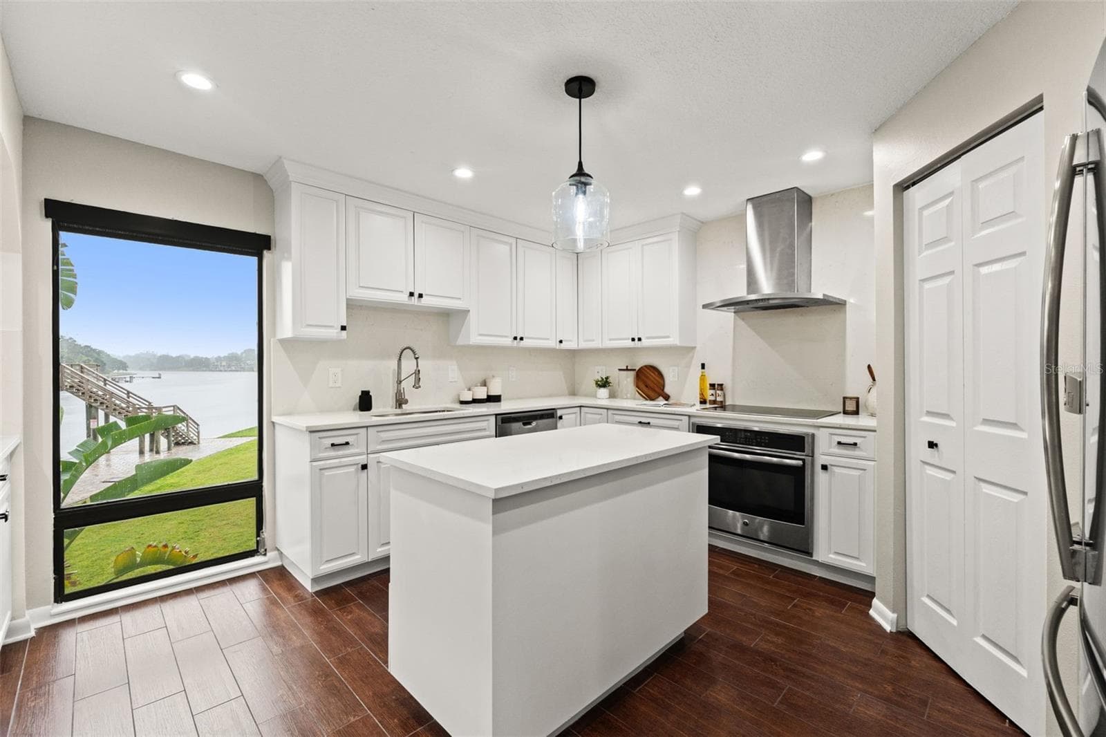 Single Family Residence at 4035 N RIVER VIEW AVE, TAMPA, photo 9 of 81