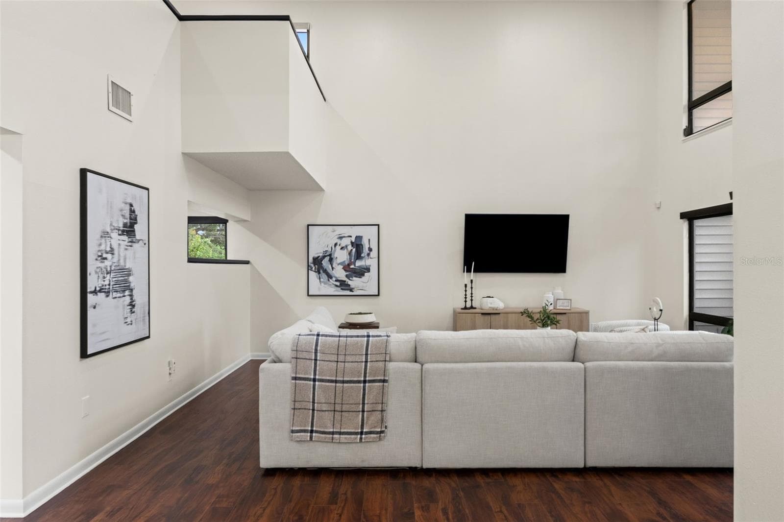 Single Family Residence at 4035 N RIVER VIEW AVE, TAMPA, photo 21 of 81