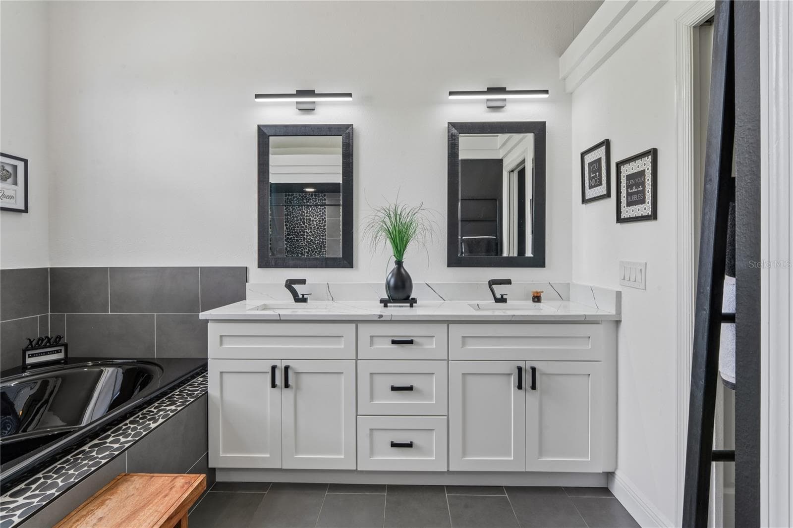 Primary bathroom - Dual sinks - 11309 LAPWING RD, WEEKI WACHEE