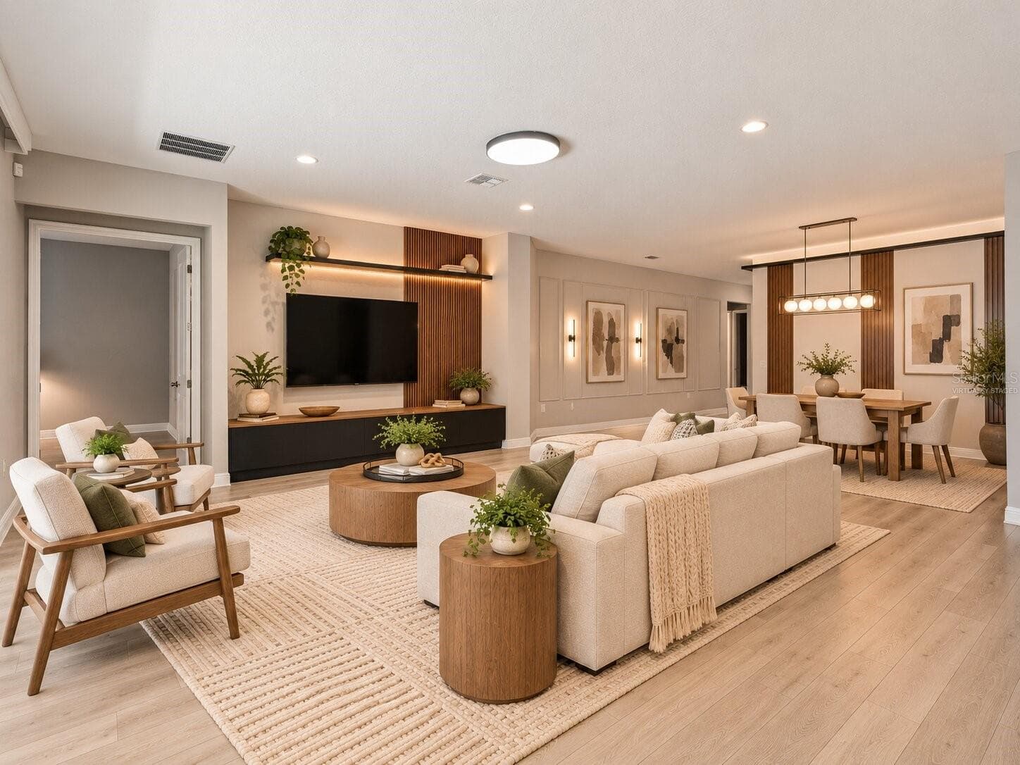 Virtually Staged! Flexible living space with a bright, open feel. - 19058 PLANETREE ST, ORLANDO