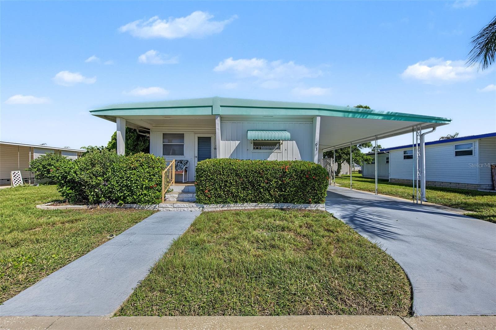 93 RACHEL DR