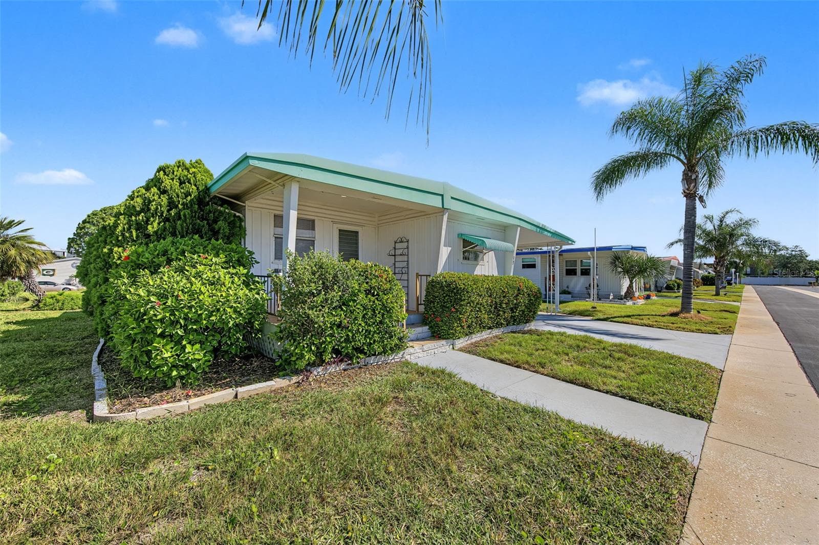 Mobile Home at 93 RACHEL DR, TARPON SPRINGS, photo 11 of 69