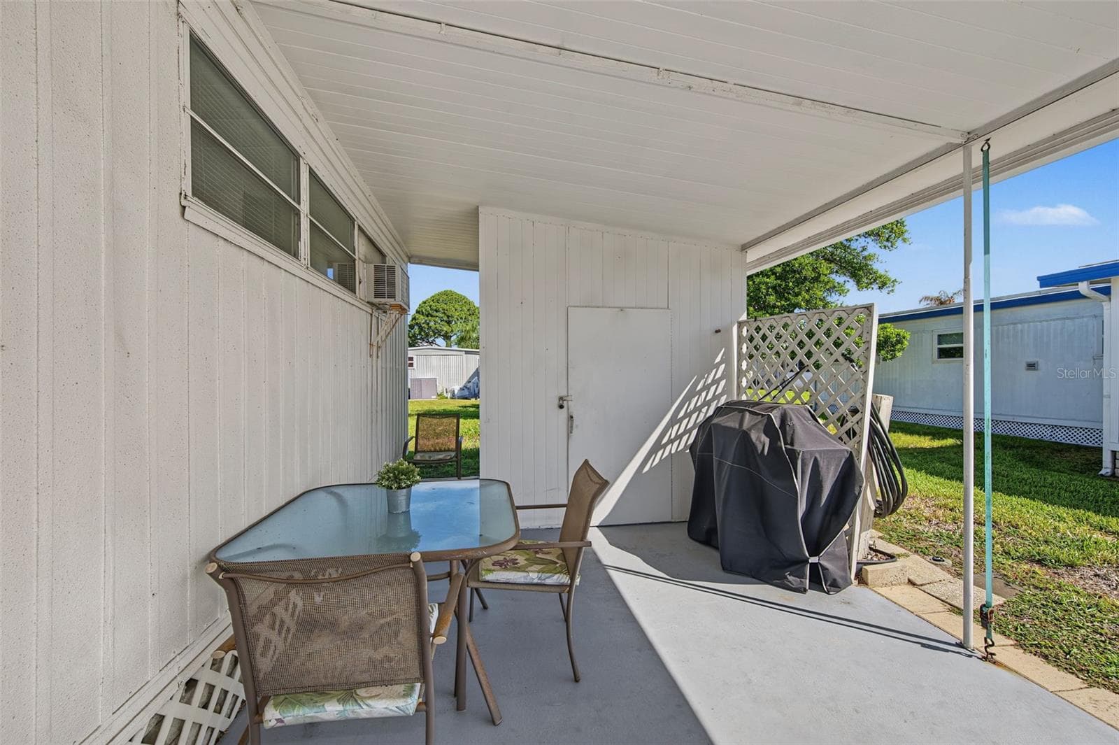 Mobile Home at 93 RACHEL DR, TARPON SPRINGS, photo 14 of 69