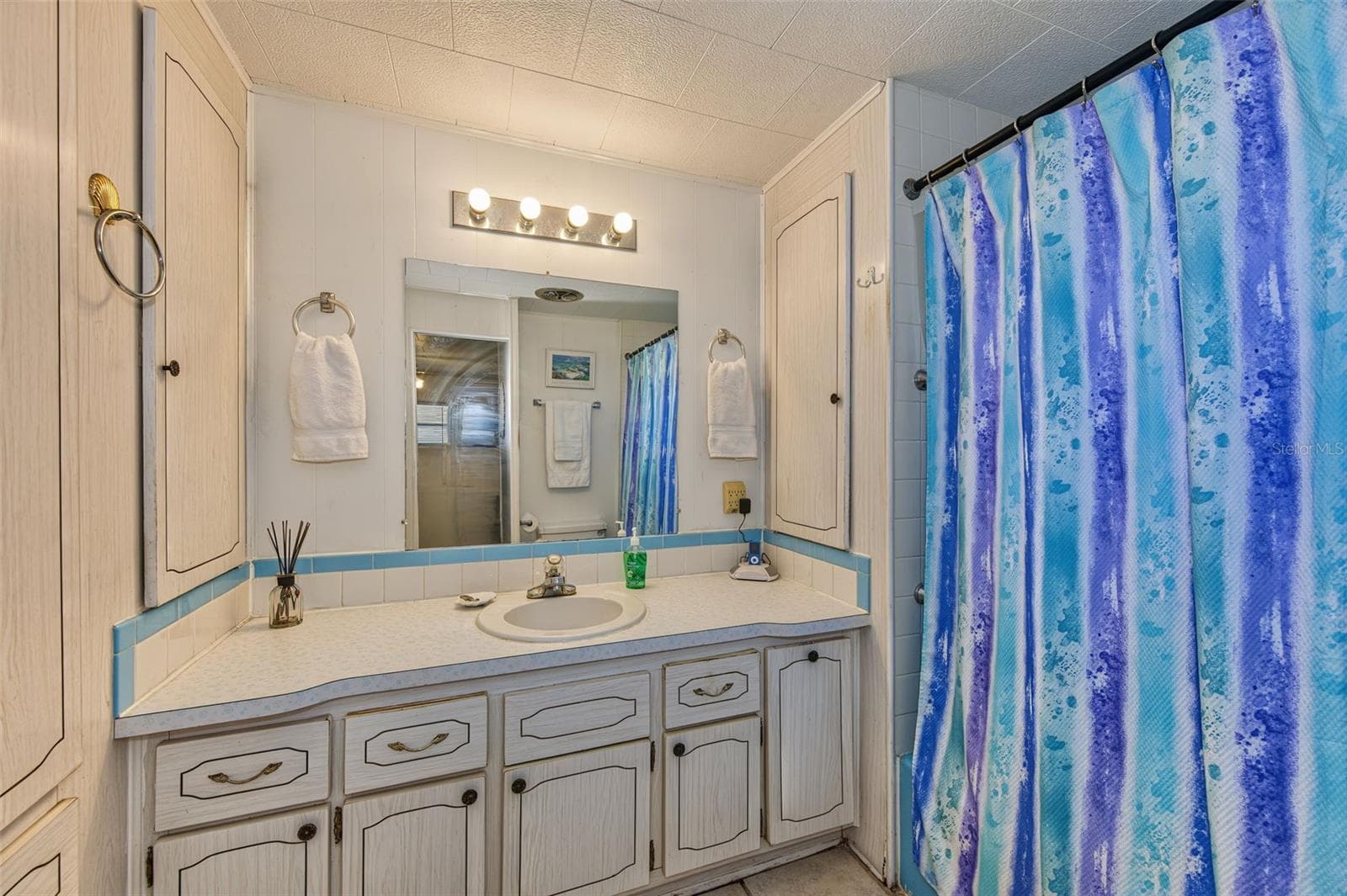 Mobile Home at 93 RACHEL DR, TARPON SPRINGS, photo 26 of 69