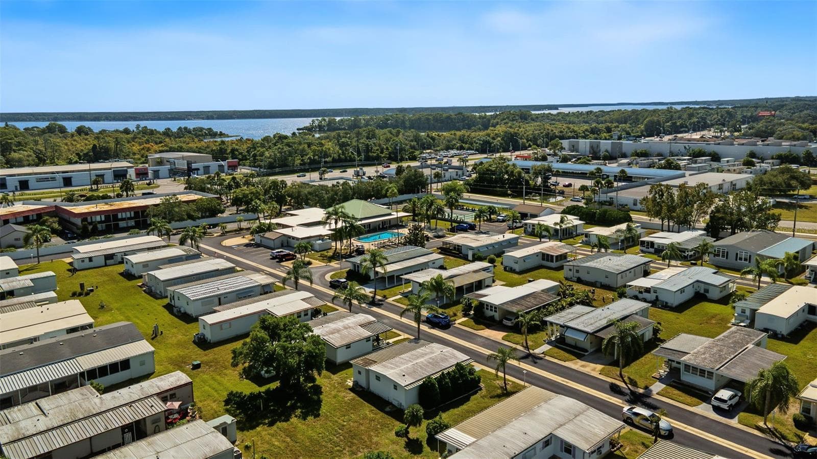 Mobile Home at 93 RACHEL DR, TARPON SPRINGS, photo 32 of 69