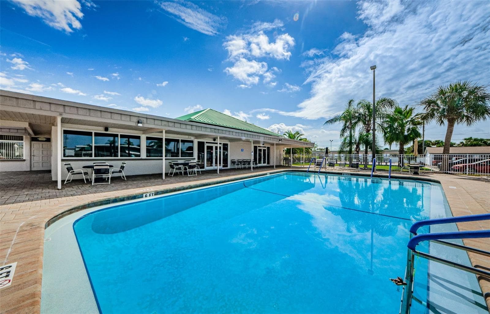Heated community pool - 93 RACHEL DR, TARPON SPRINGS