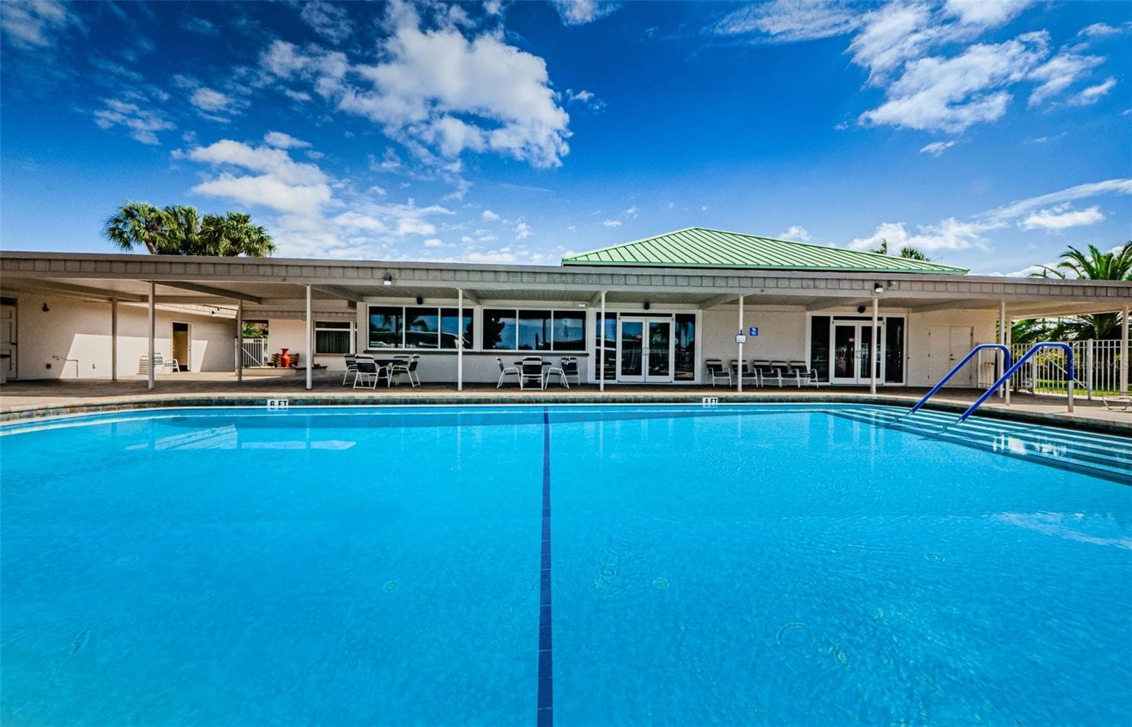 heated community pool - 93 RACHEL DR, TARPON SPRINGS
