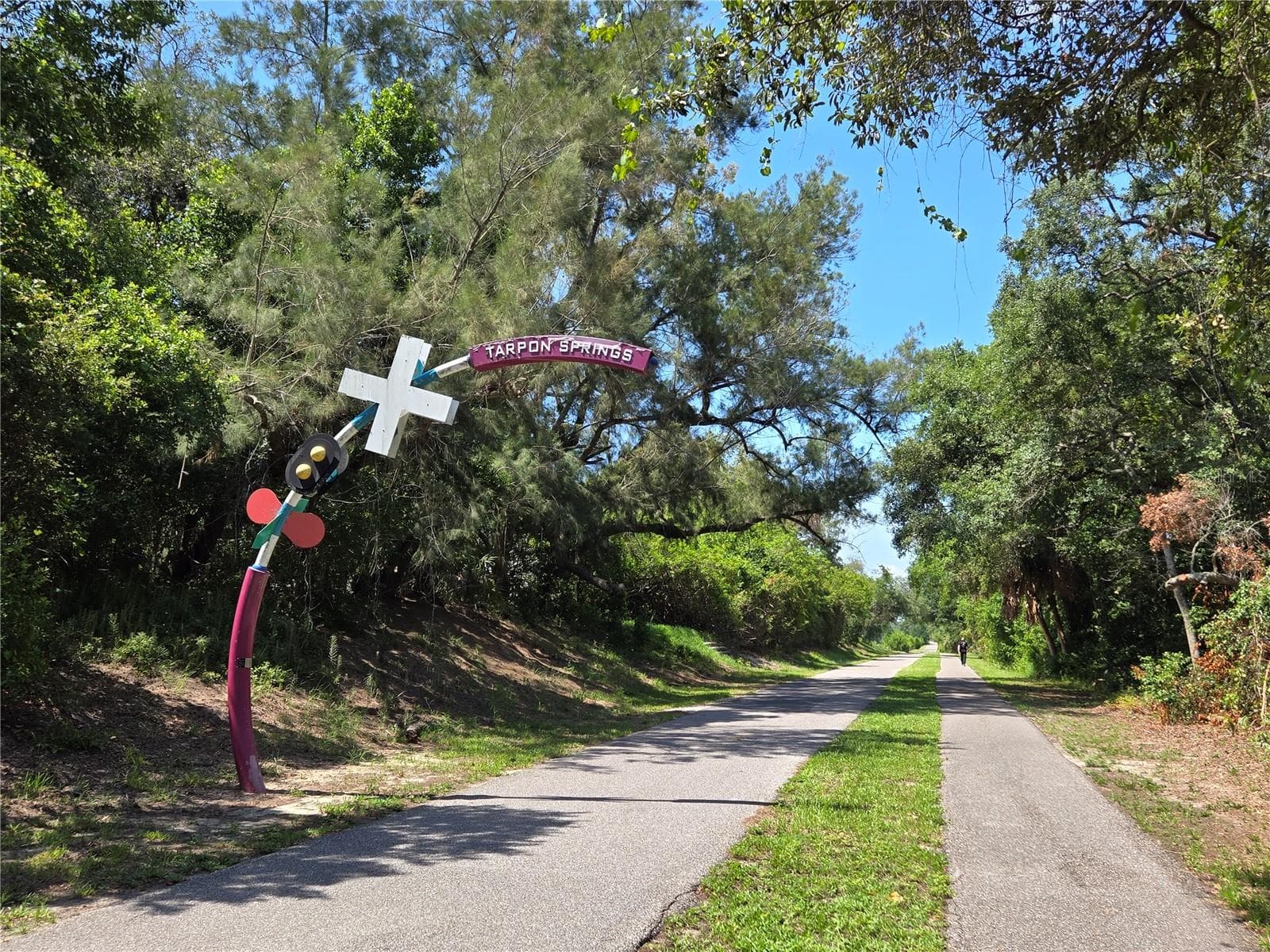 The Pinellas Trail! - 93 RACHEL DR, TARPON SPRINGS