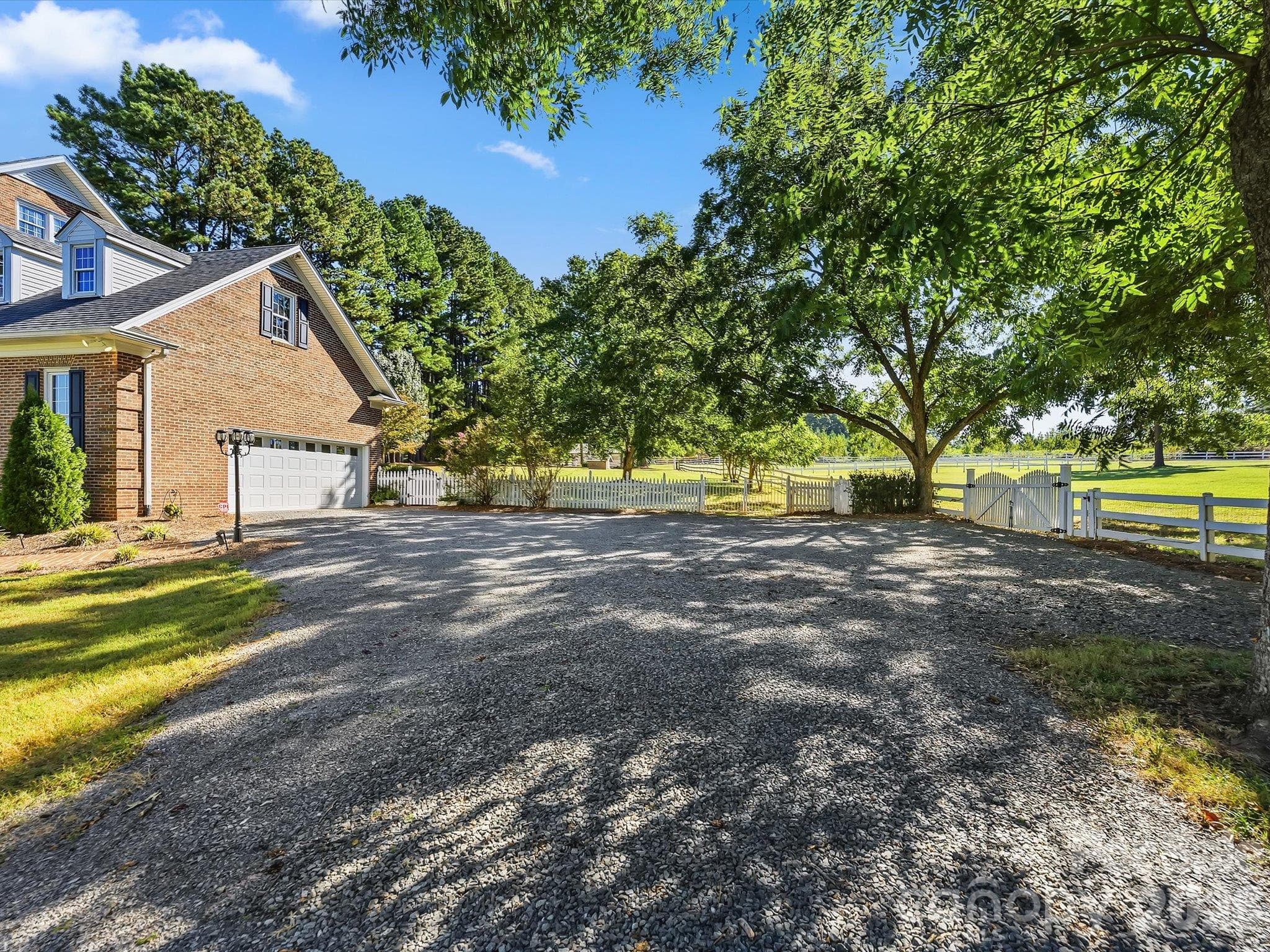 Single Family Residence at 11215 Idlewild Road, Mint Hill, photo 35 of 46
