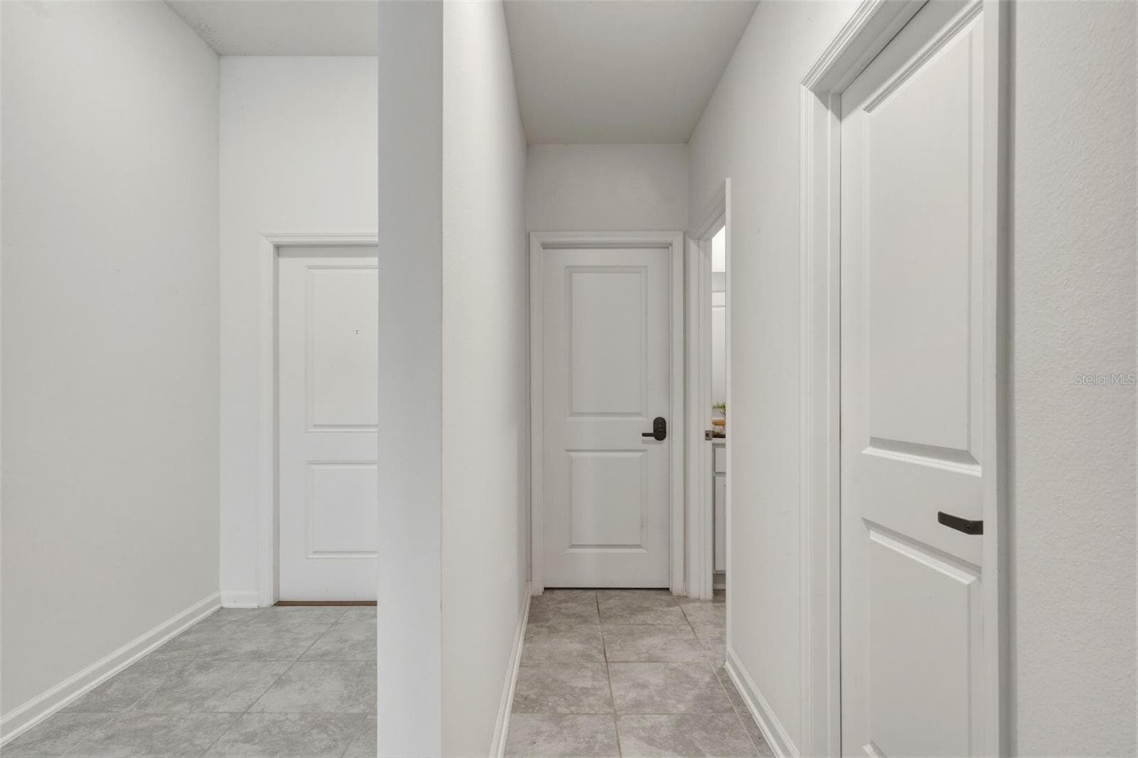 Single Family Residence at 4928 WORCHESTER DR, KISSIMMEE, photo 5 of 34