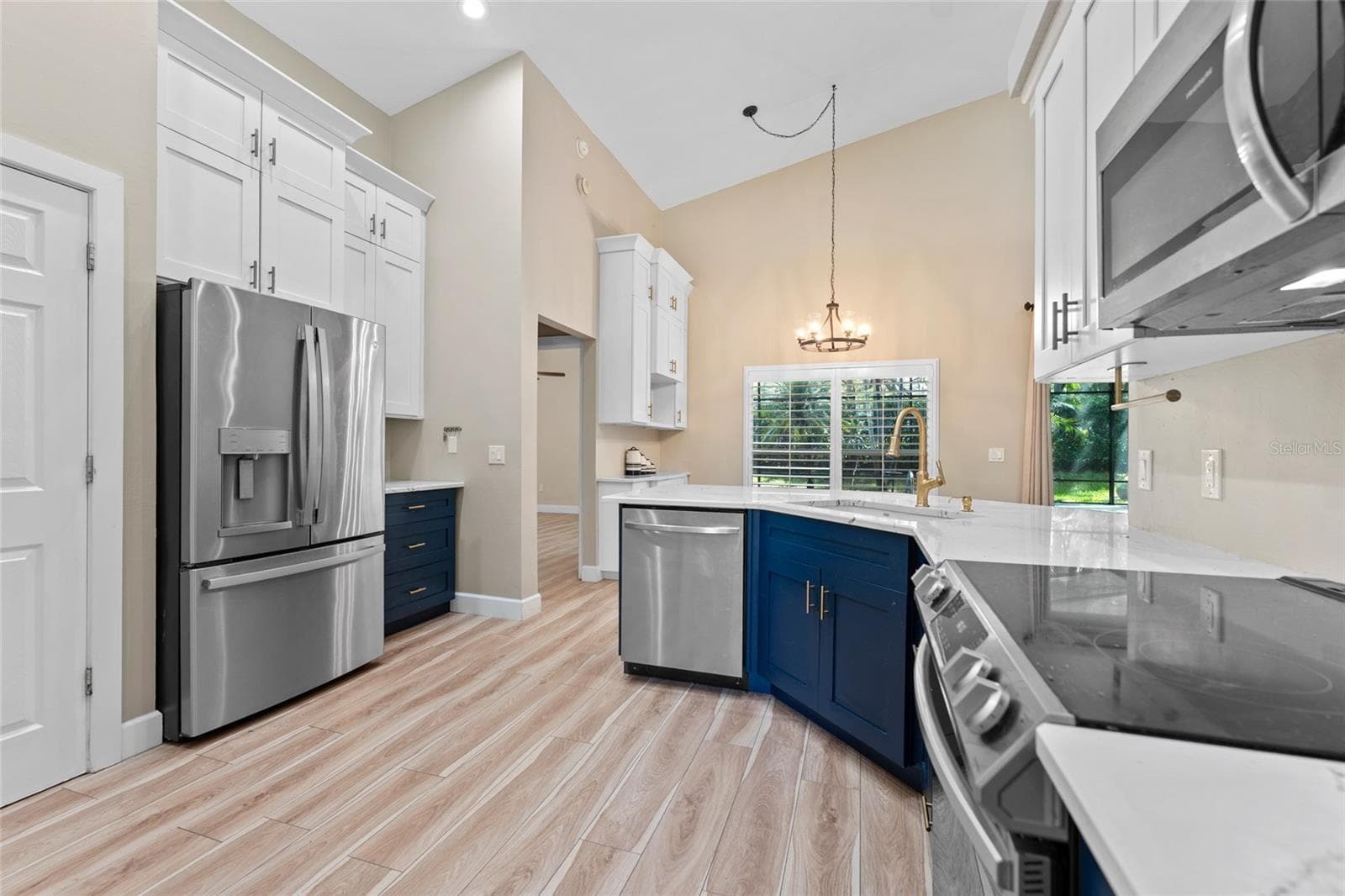 large living room area (2) - 4287 TREMBLAY WAY, PALM HARBOR