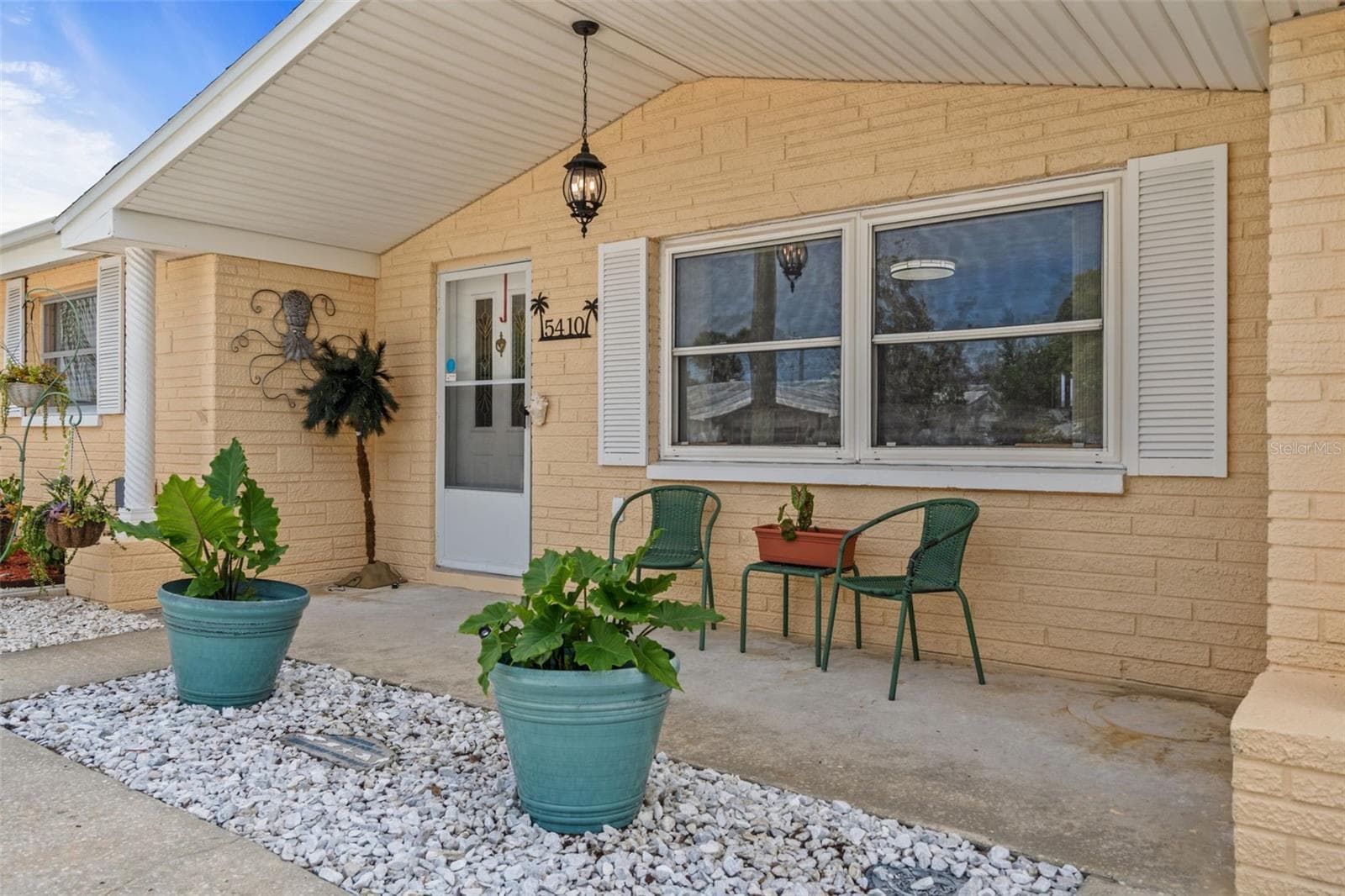 Single Family Residence at 5410 FLORA AVE, HOLIDAY, photo 9 of 55
