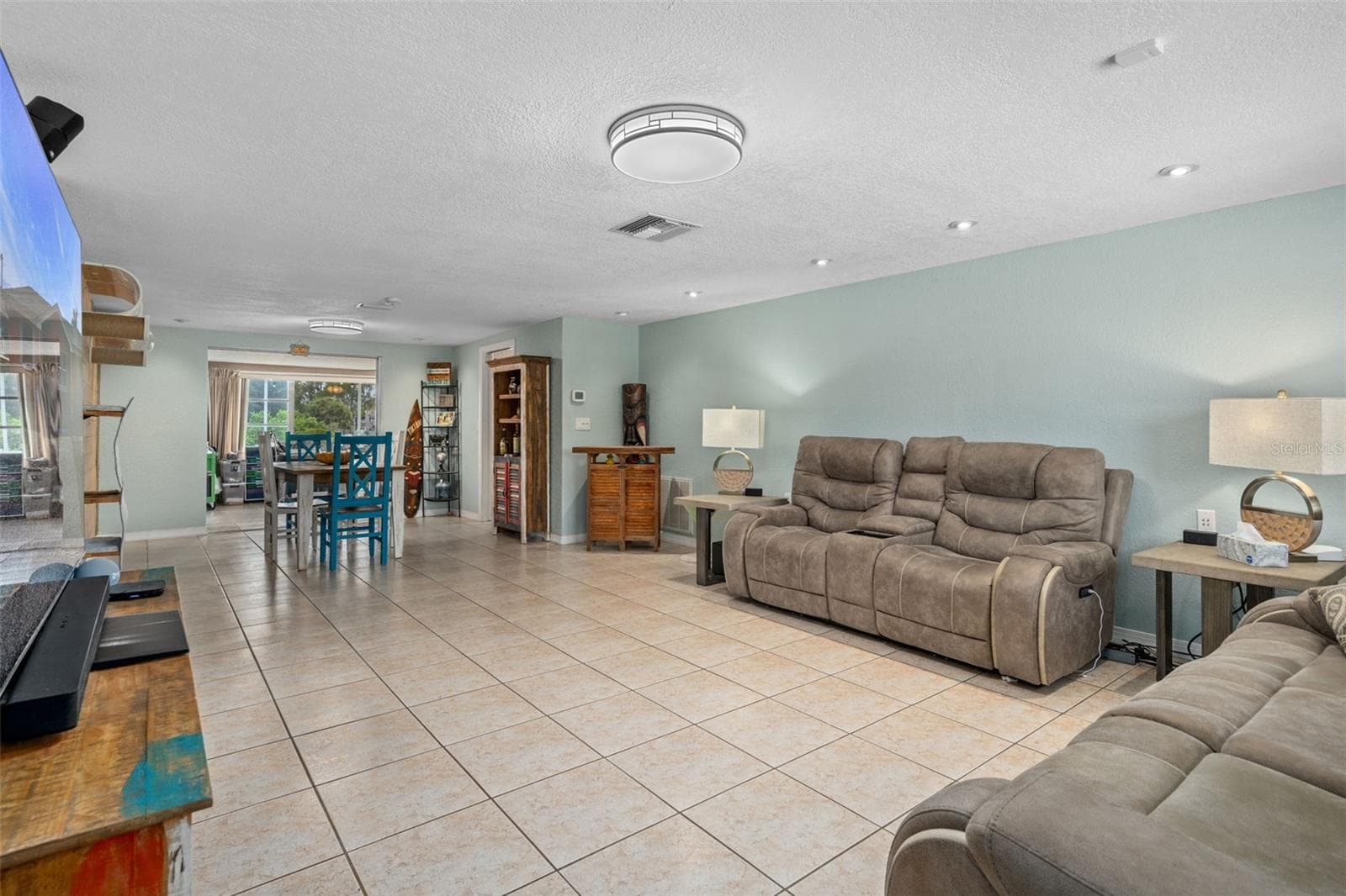 Single Family Residence at 5410 FLORA AVE, HOLIDAY, photo 15 of 55