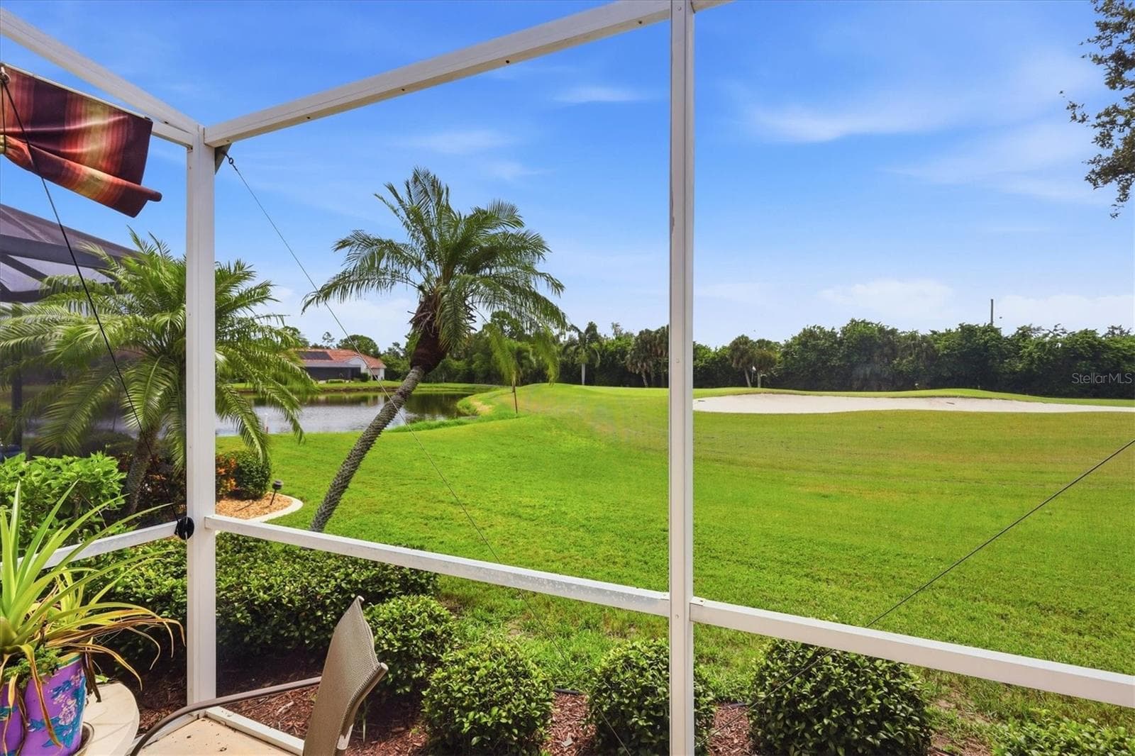 Single Family Residence at 446 PINEWOOD LAKE DR, VENICE, photo 18 of 82