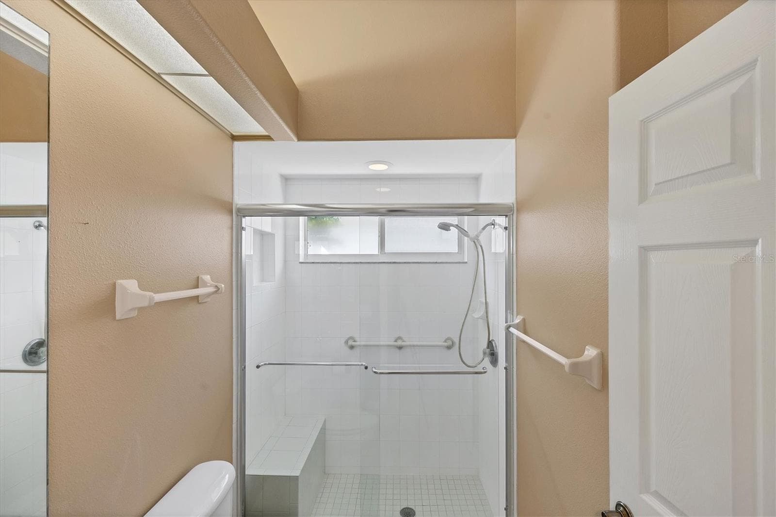 Single Family Residence at 446 PINEWOOD LAKE DR, VENICE, photo 53 of 82
