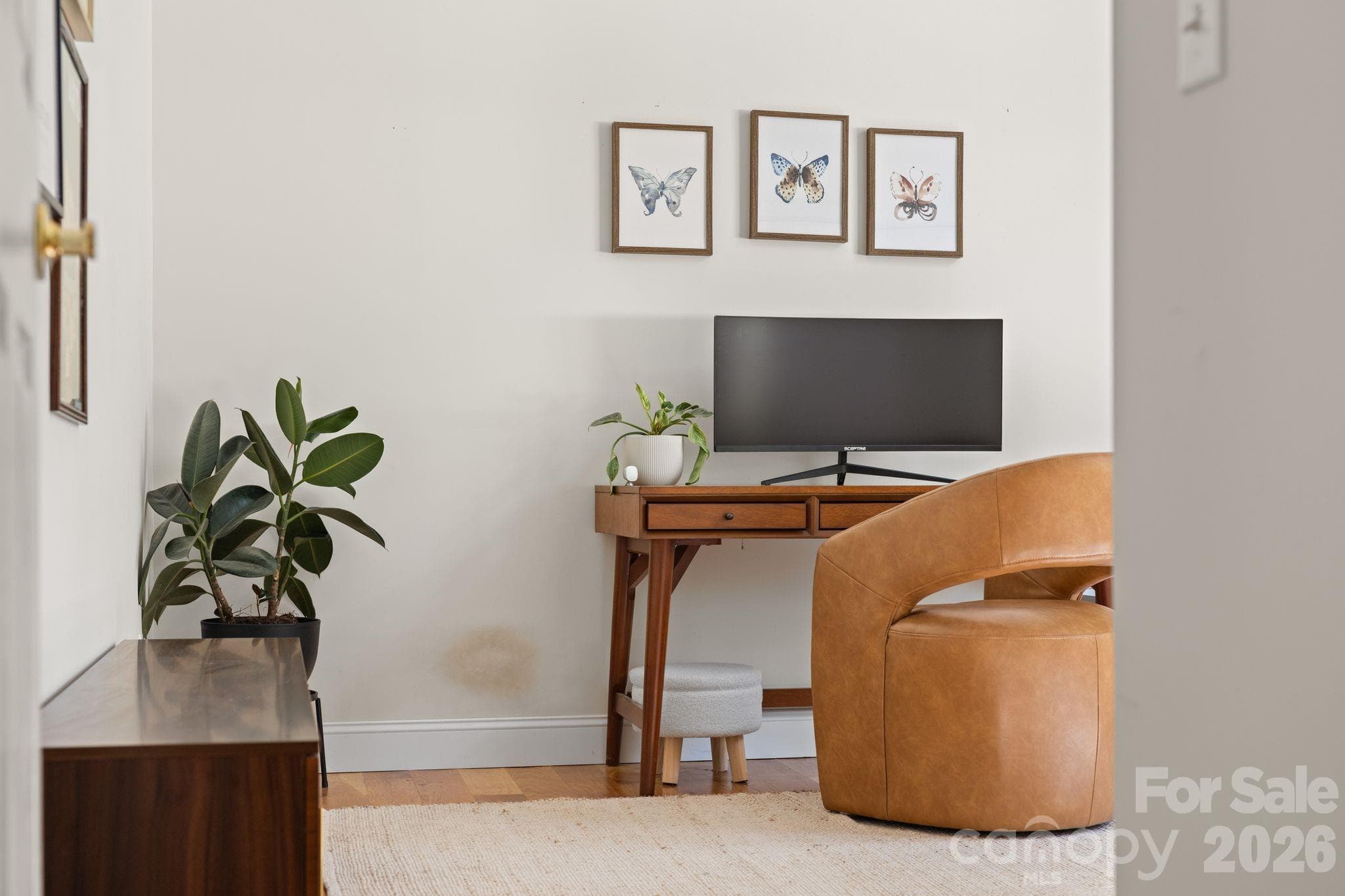 The perfect home office space - 113 Laura Trace, Hendersonville