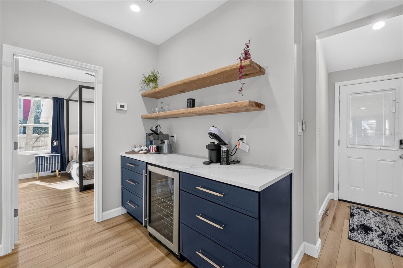 Single Family Residence at 103 PARK CIR, HOLLY HILL, photo 12 of 64