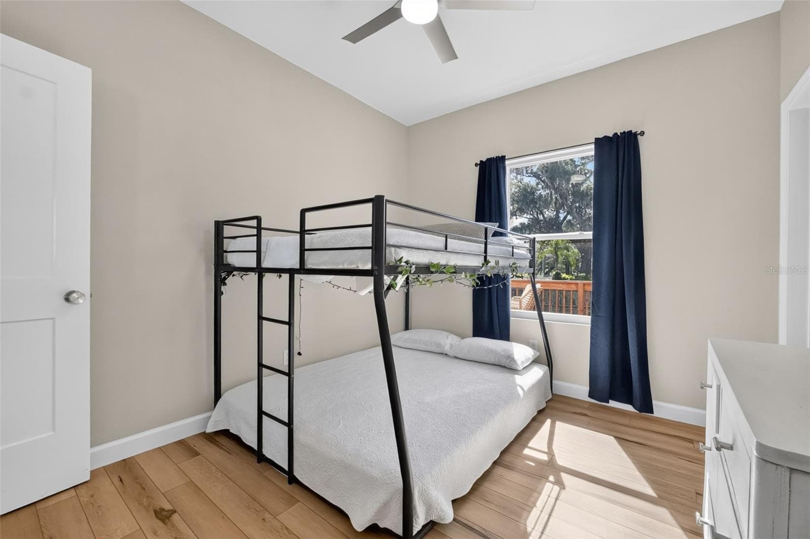 Single Family Residence at 103 PARK CIR, HOLLY HILL, photo 27 of 64