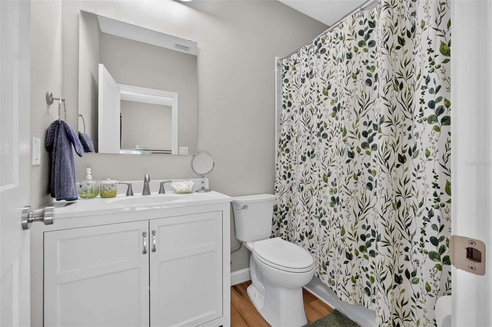 Single Family Residence at 103 PARK CIR, HOLLY HILL, photo 29 of 64