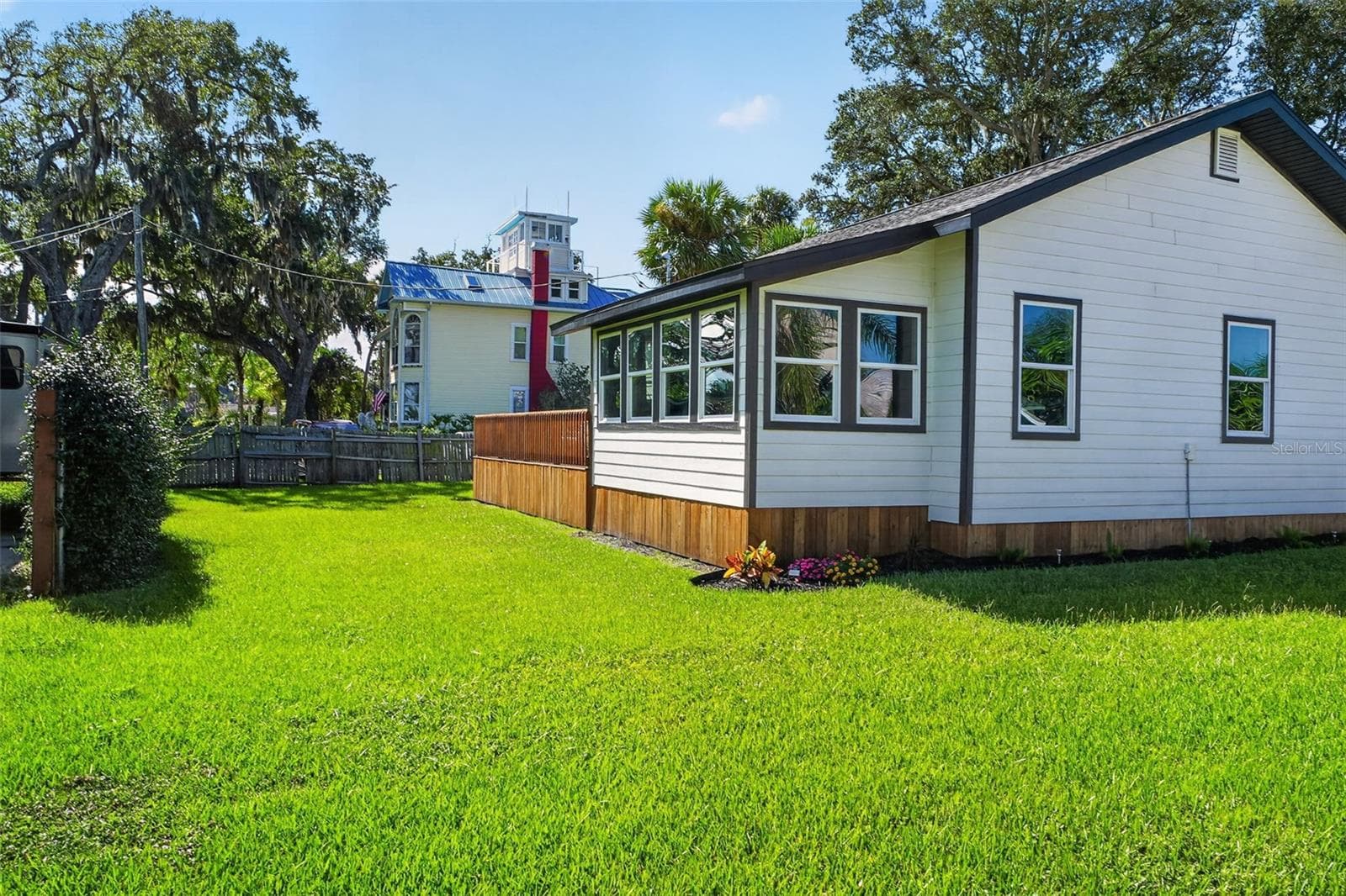 Single Family Residence at 103 PARK CIR, HOLLY HILL, photo 41 of 64