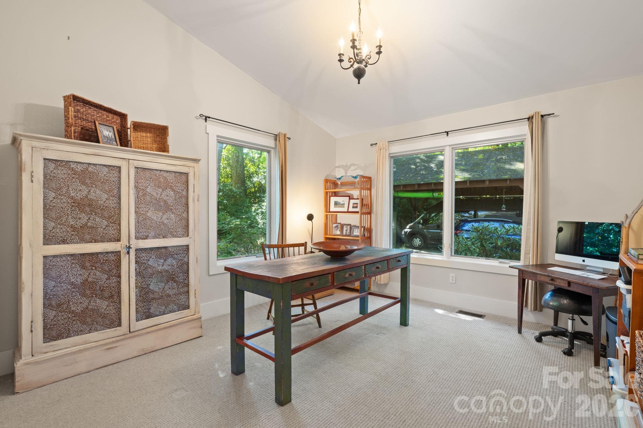 Single Family Residence at 179 Woodlyn Etch Drive, Hendersonville, photo 18 of 27