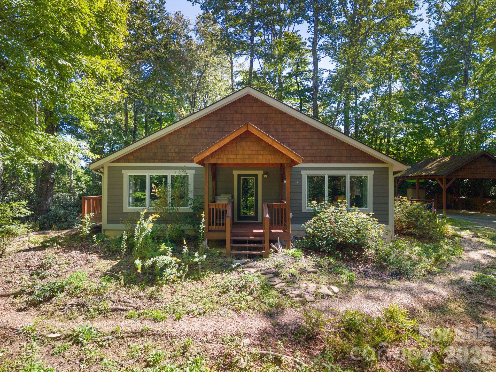 Single Family Residence at 179 Woodlyn Etch Drive, Hendersonville, photo 24 of 27