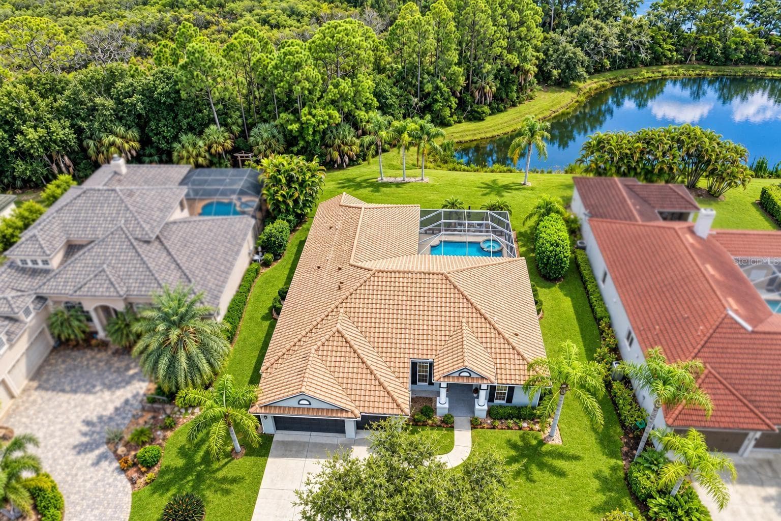 Single Family Residence at 9420 ROYAL CALCUTTA PL, BRADENTON, photo 6 of 87