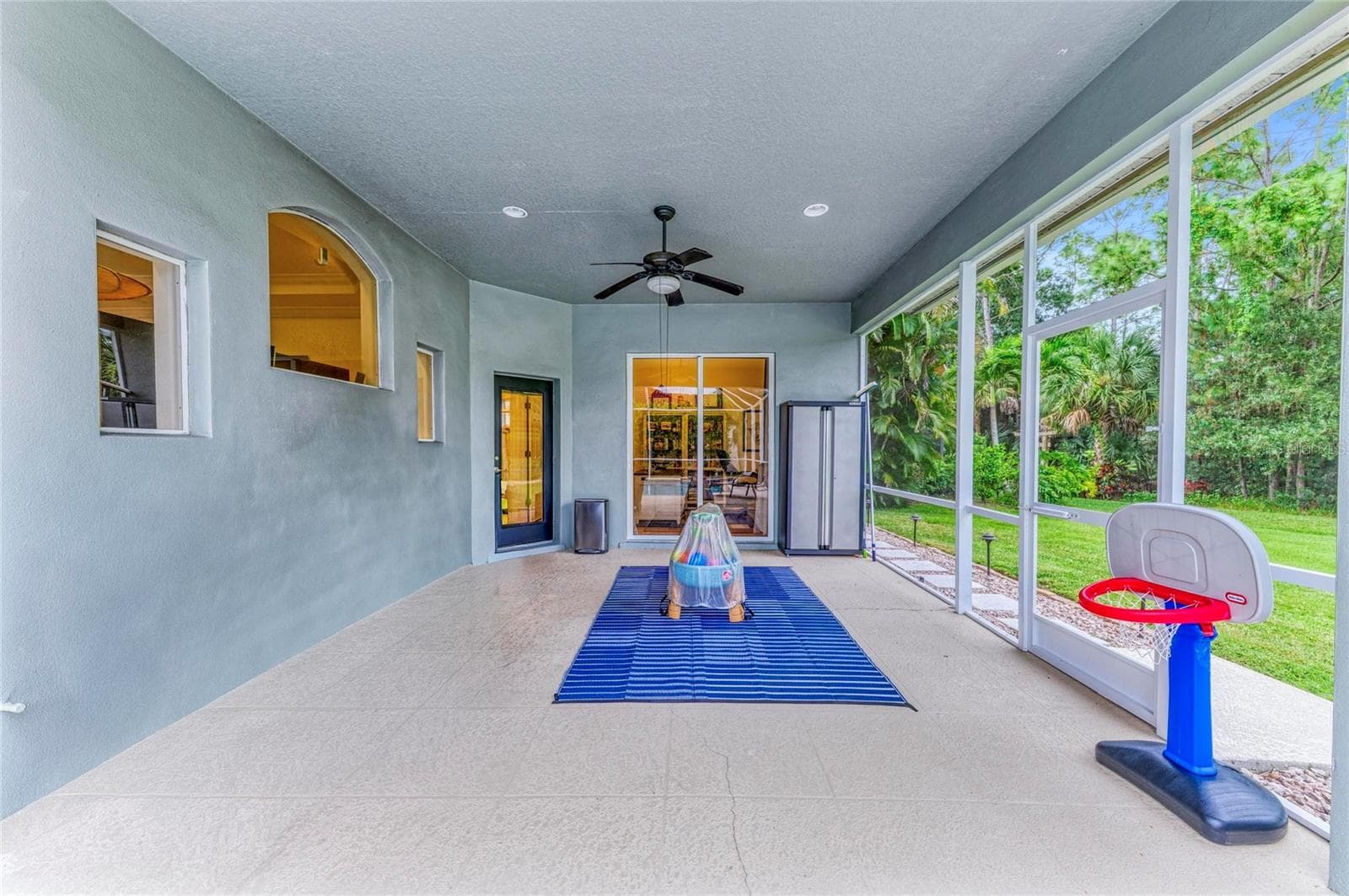 Single Family Residence at 9420 ROYAL CALCUTTA PL, BRADENTON, photo 67 of 87