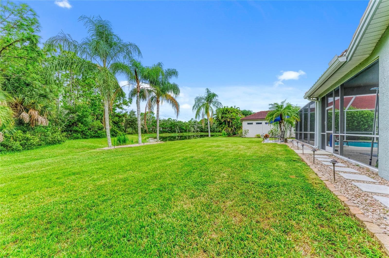 Single Family Residence at 9420 ROYAL CALCUTTA PL, BRADENTON, photo 68 of 87