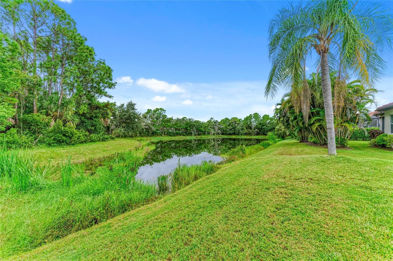 Single Family Residence at 9420 ROYAL CALCUTTA PL, BRADENTON, photo 76 of 87