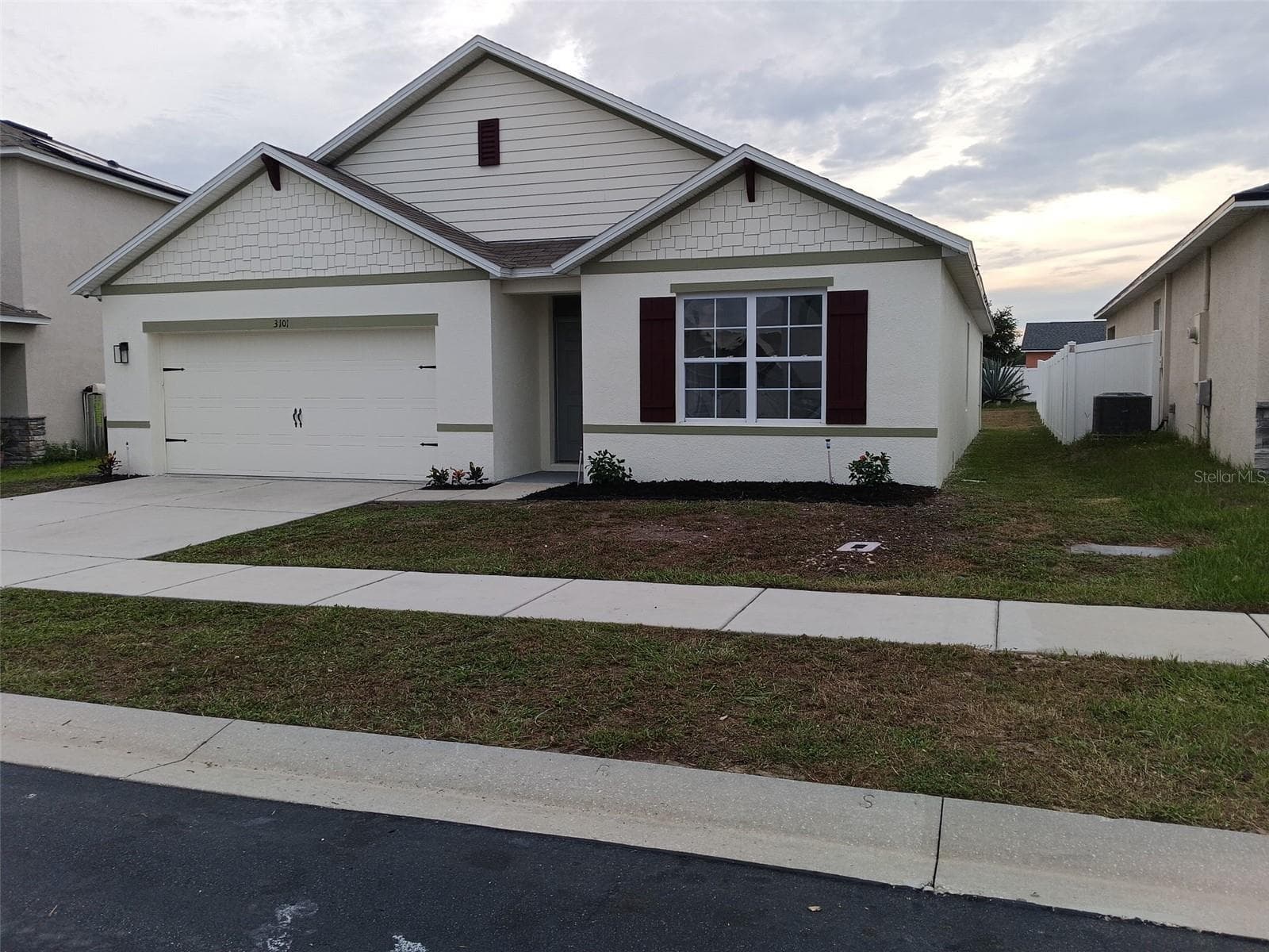 Single Family Residence at 3101 ROYAL TERN DR, WINTER HAVEN, photo 2 of 33