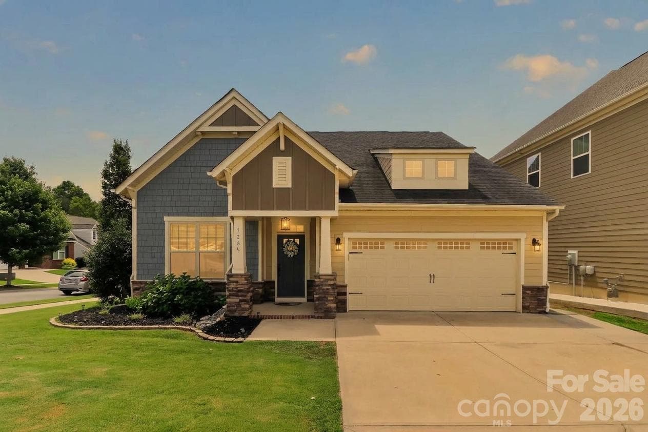 128 Creekside Crossing Lane