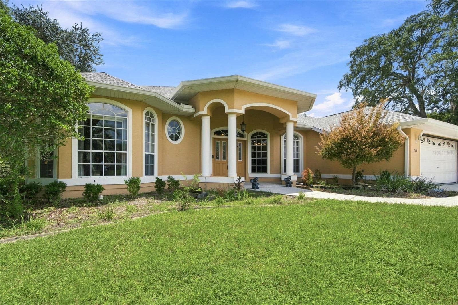 Single Family Residence at 2168 W BEGONIA DR, BEVERLY HILLS, photo 2 of 54