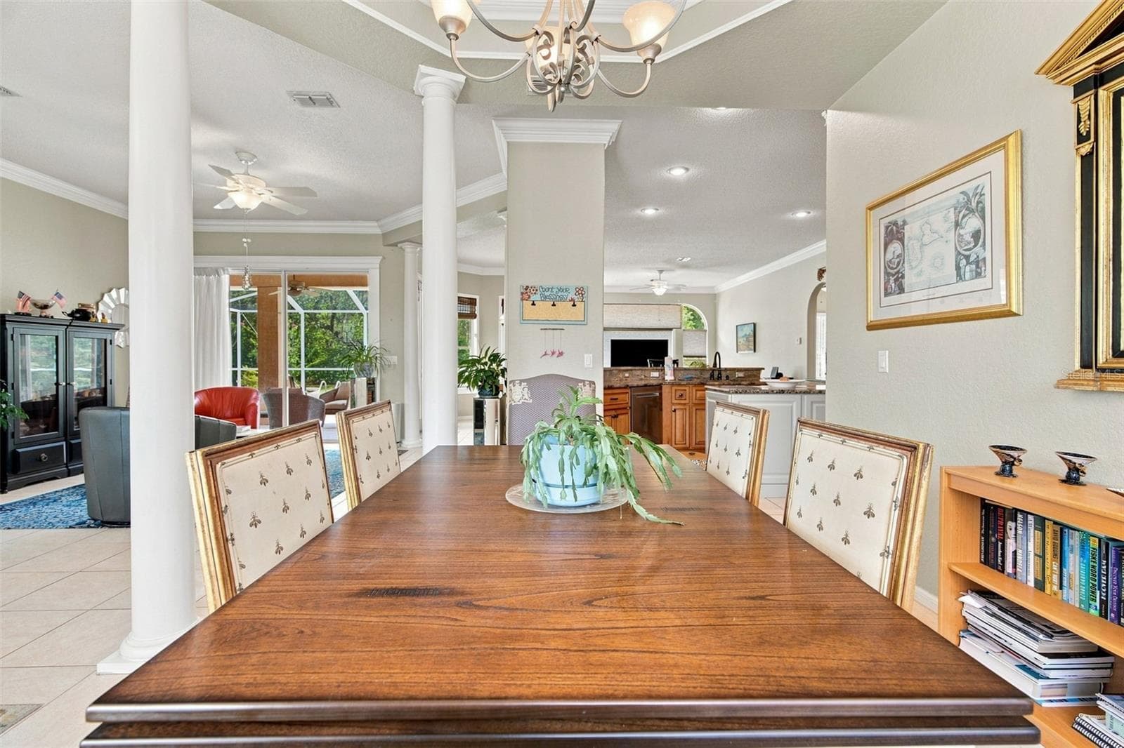 Single Family Residence at 2168 W BEGONIA DR, BEVERLY HILLS, photo 14 of 54