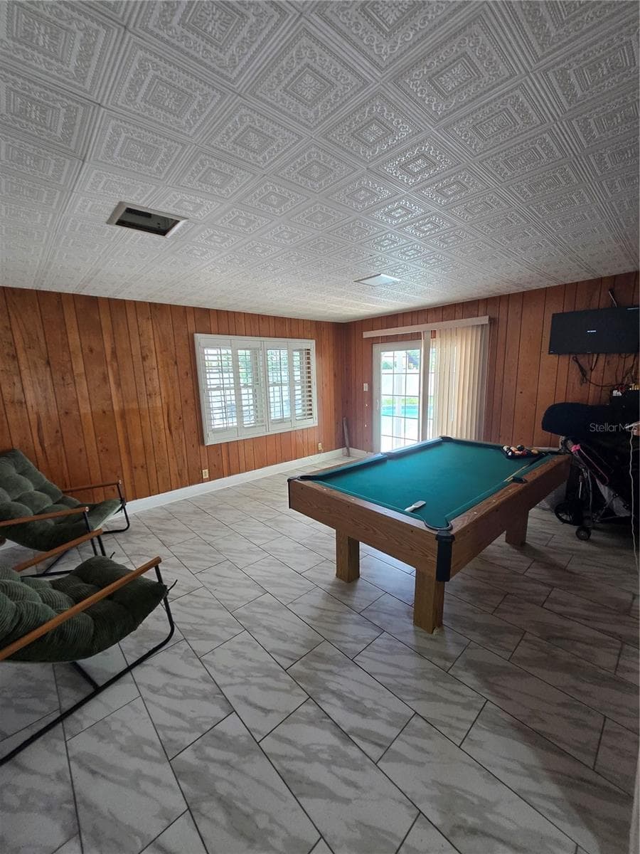 Single Family Residence at 7710 W HANNA AVE, TAMPA, photo 6 of 24