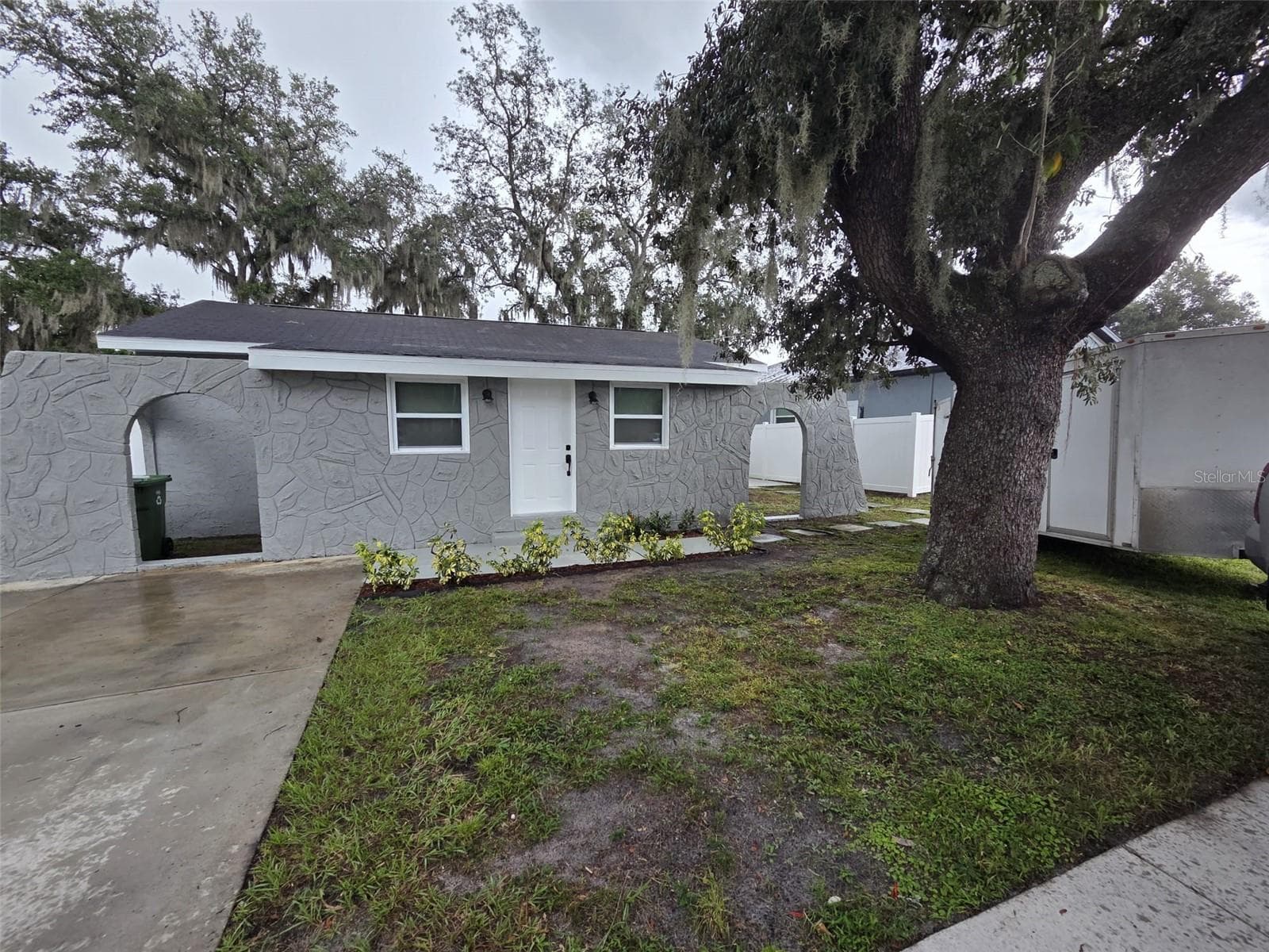 Single Family Residence at TERRACE PARK SUB UNIT, TAMPA, photo 2 of 23