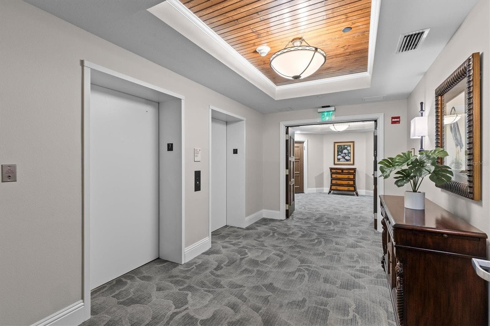 Elevator - 11 BAYMONT ST #703, CLEARWATER