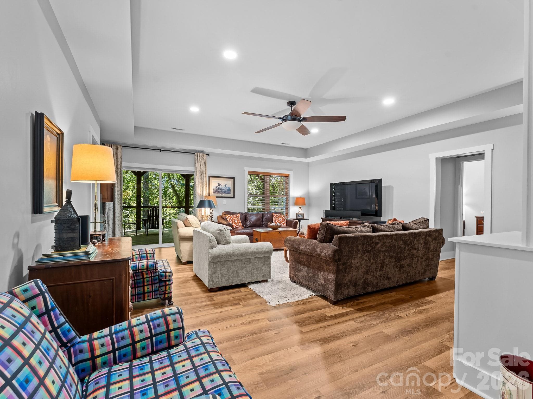 Downstairs gathering area between the split bedroom plan - 359 New Castle Road, Brevard