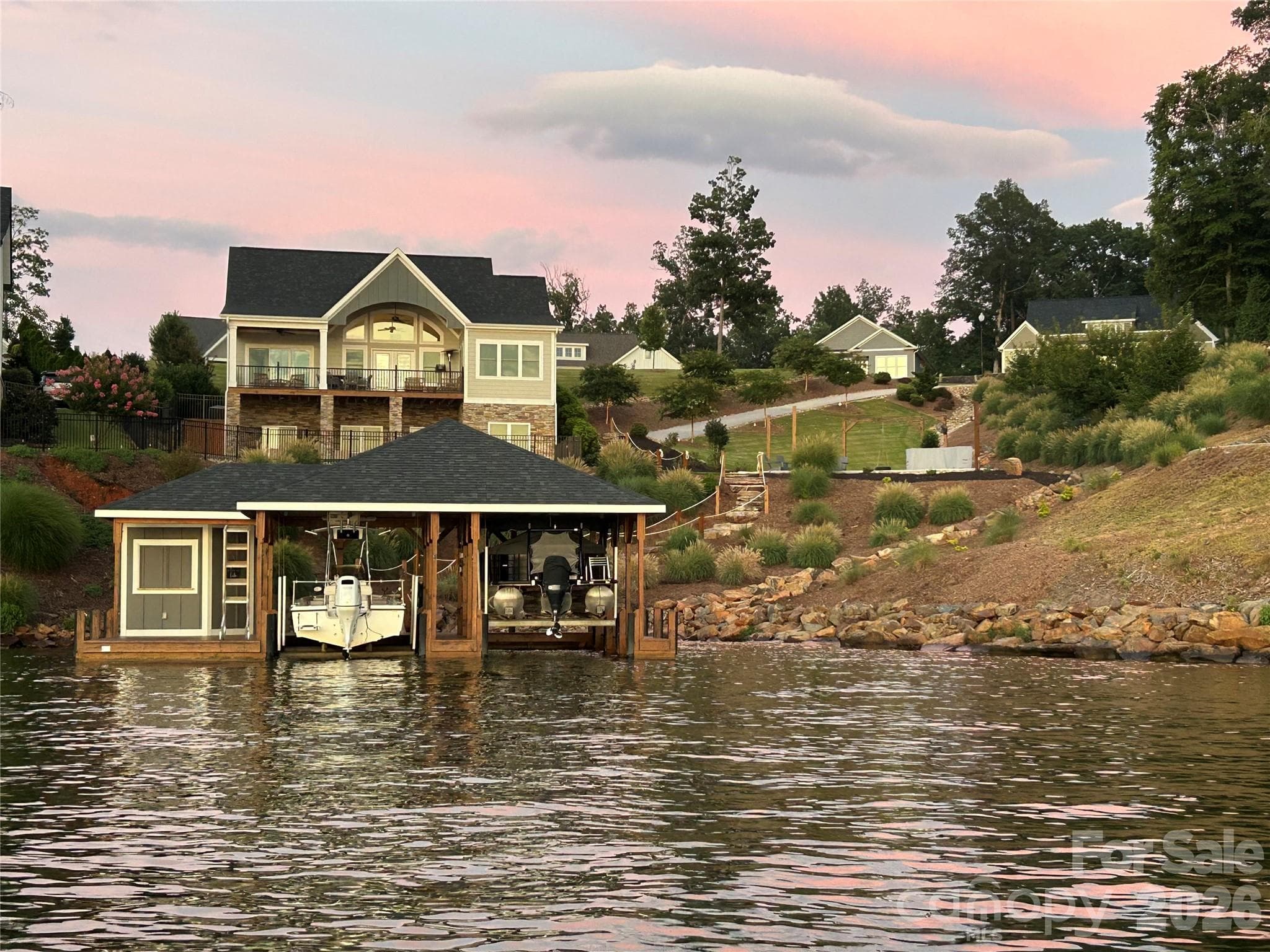 347 Landing Trail