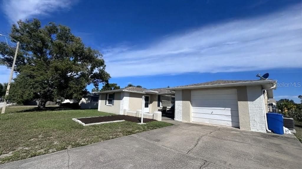 Single Family Residence at 7815 GREYBIRCH TER, PORT RICHEY, photo 3 of 20