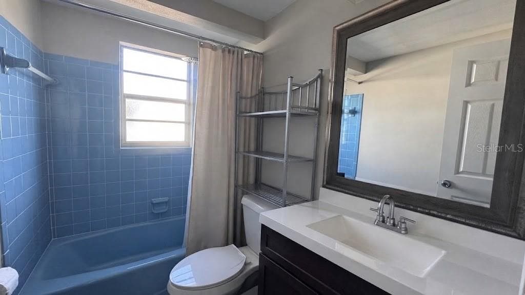 second bathroom - 7815 GREYBIRCH TER, PORT RICHEY