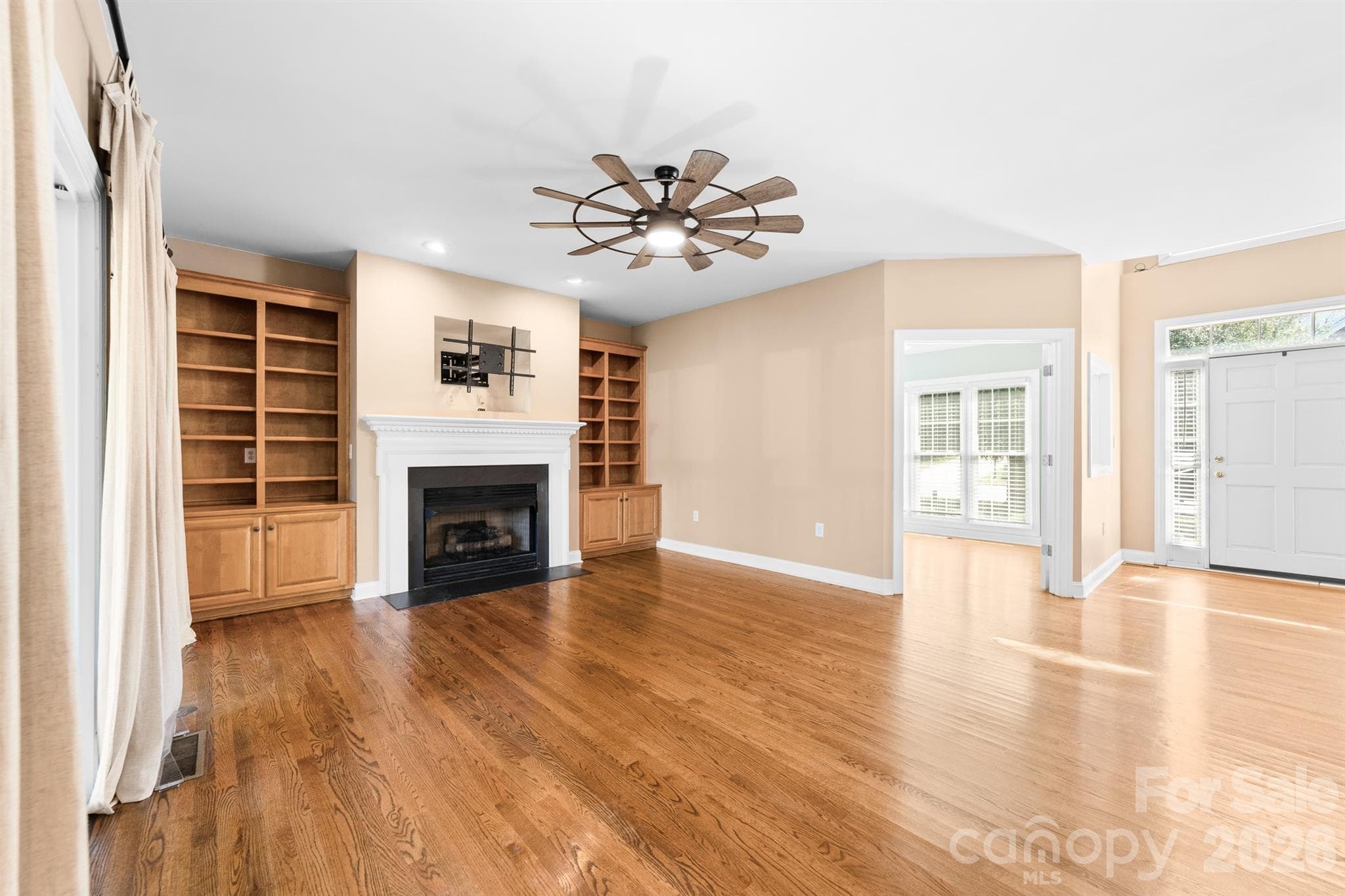 Single Family Residence at 4014 Belle Meade Circle, Belmont, photo 21 of 45