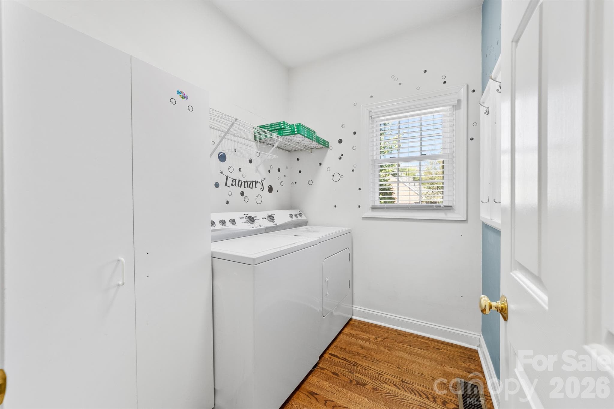 Laundry room on main level - 4014 Belle Meade Circle, Belmont