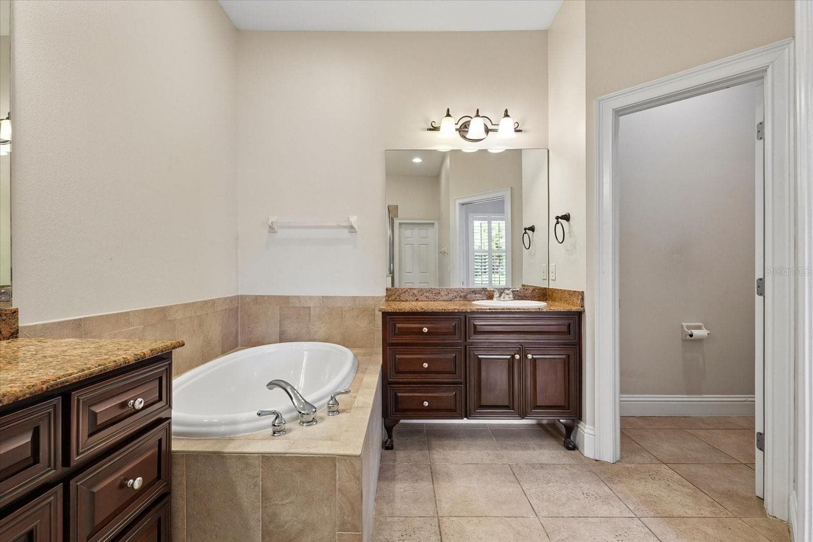Townhouse at 3410 W BARCELONA ST #2, TAMPA, photo 25 of 56