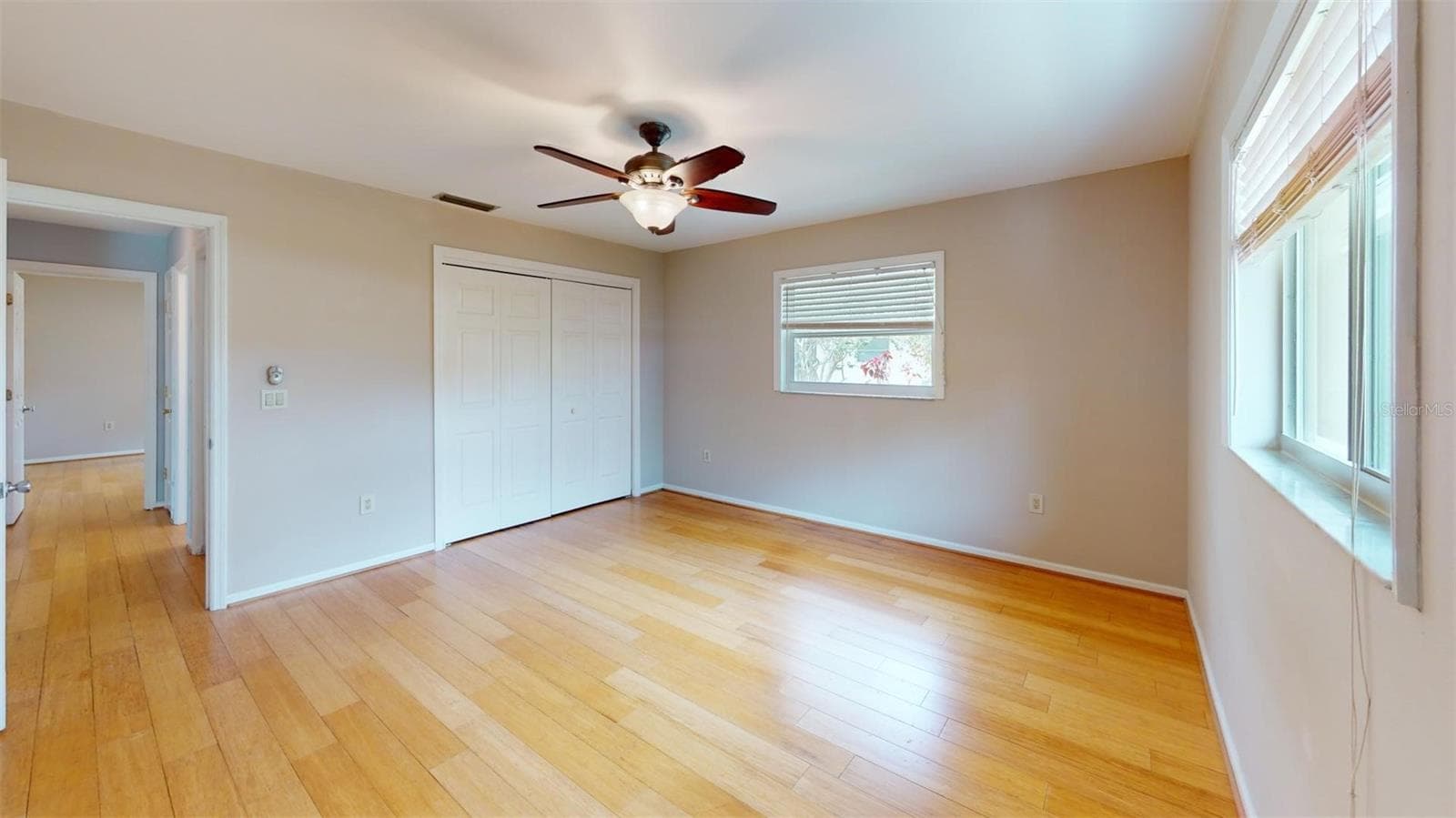 Single Family Residence at 147 HOURGLASS DR, VENICE, photo 19 of 31